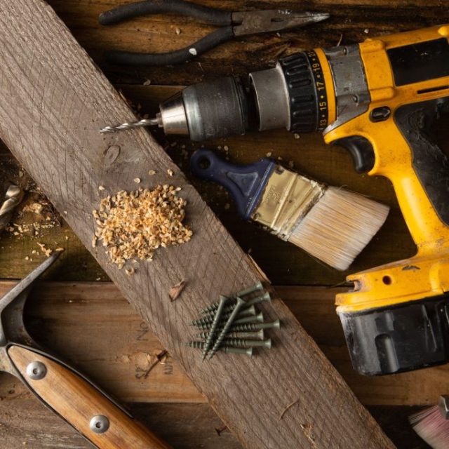 Outils de bricolage indispensables pour débutants