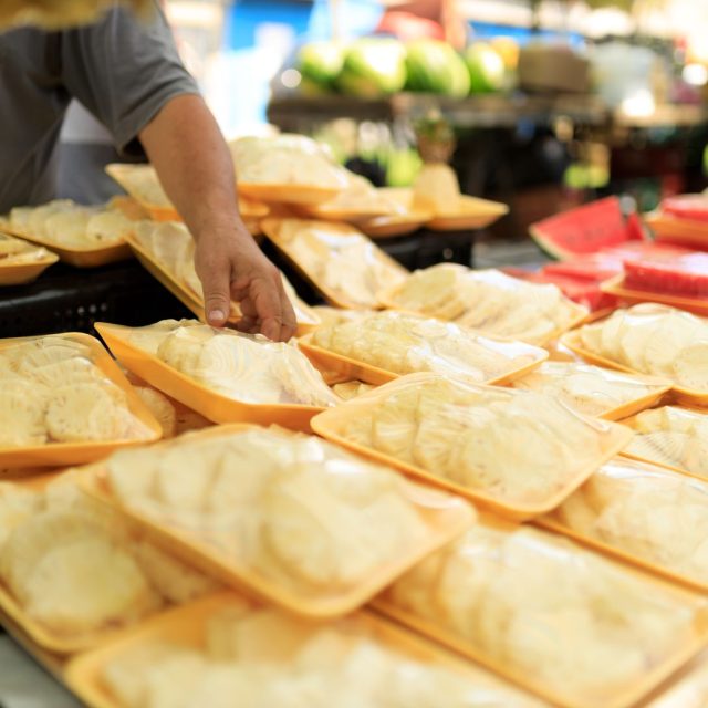 Les substances chimiques dans les emballages alimentaires : ce qu&rsquo;il faut savoir
