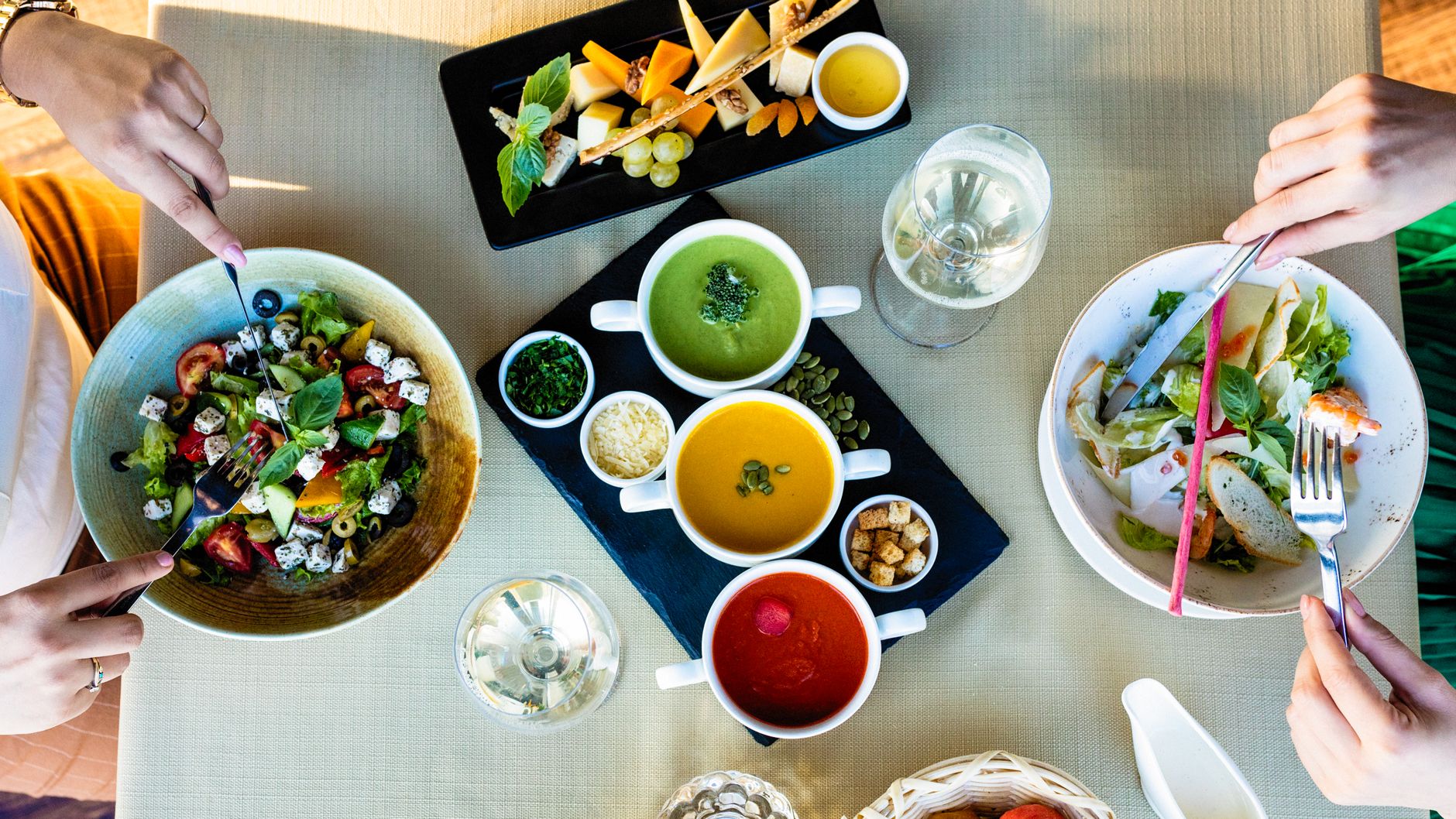 Soupes et plats économiques autour d'un seul ingrédient